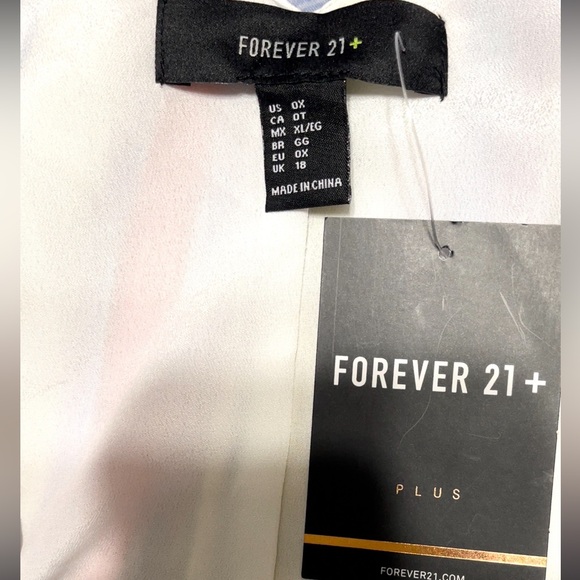 🆕🌼FOREVER 21 Striped Dress🌼 - Picture 3 of 12